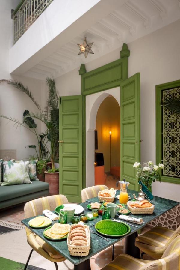 Riad Dar Adal Exclusivite 2 A 6 Personnes Petit Dejeuner Compris Place Jemaa El Fna Marrakesh Exterior foto