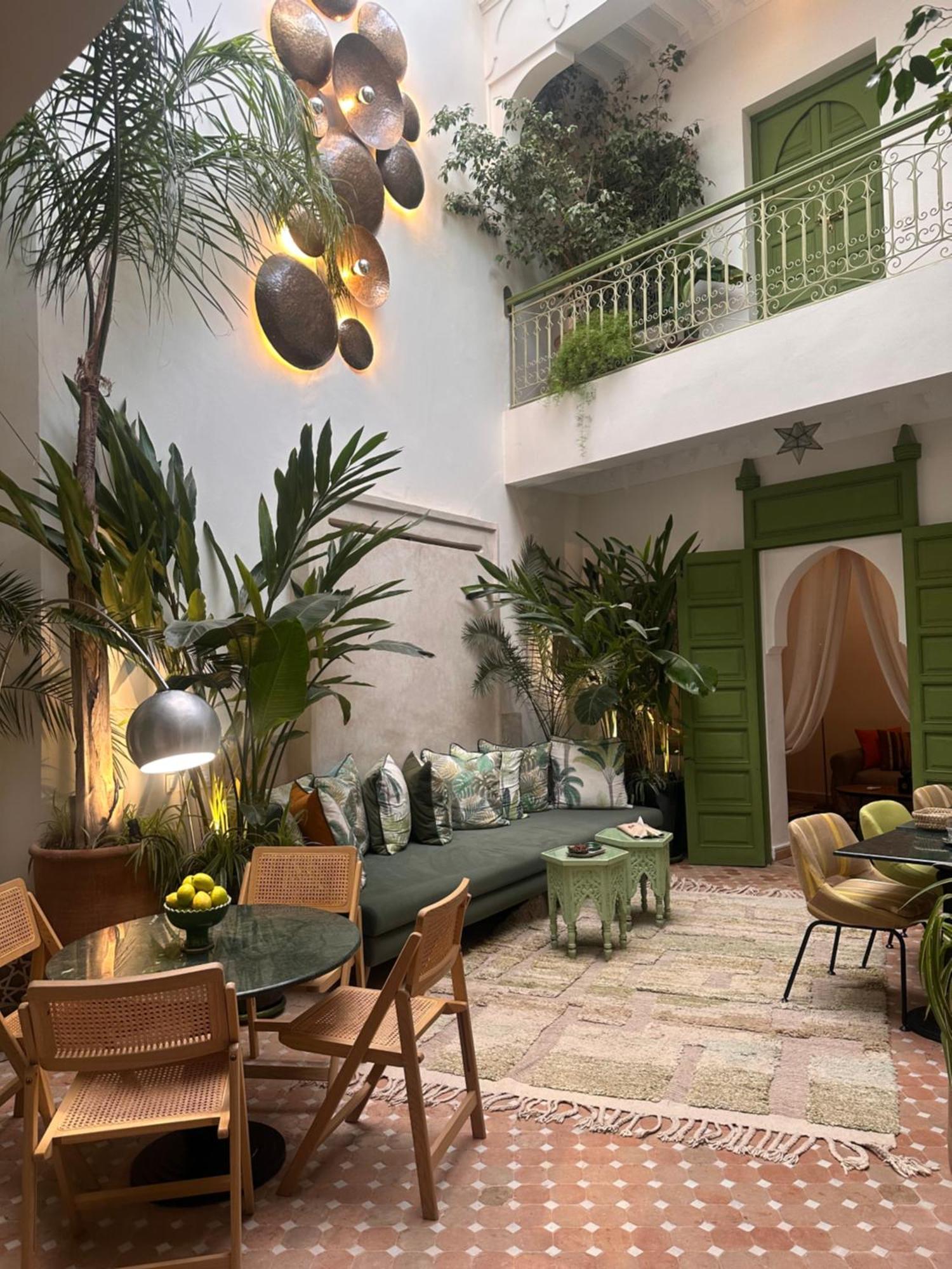 Riad Dar Adal Exclusivite 2 A 6 Personnes Petit Dejeuner Compris Place Jemaa El Fna Marrakesh Exterior foto