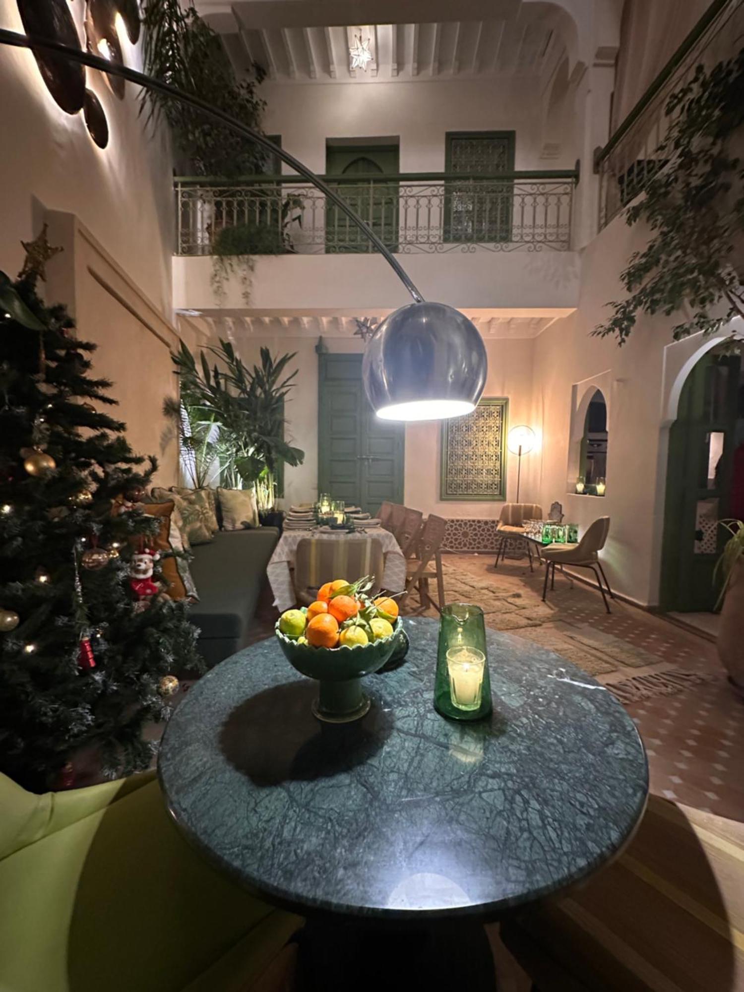 Riad Dar Adal Exclusivite 2 A 6 Personnes Petit Dejeuner Compris Place Jemaa El Fna Marrakesh Exterior foto