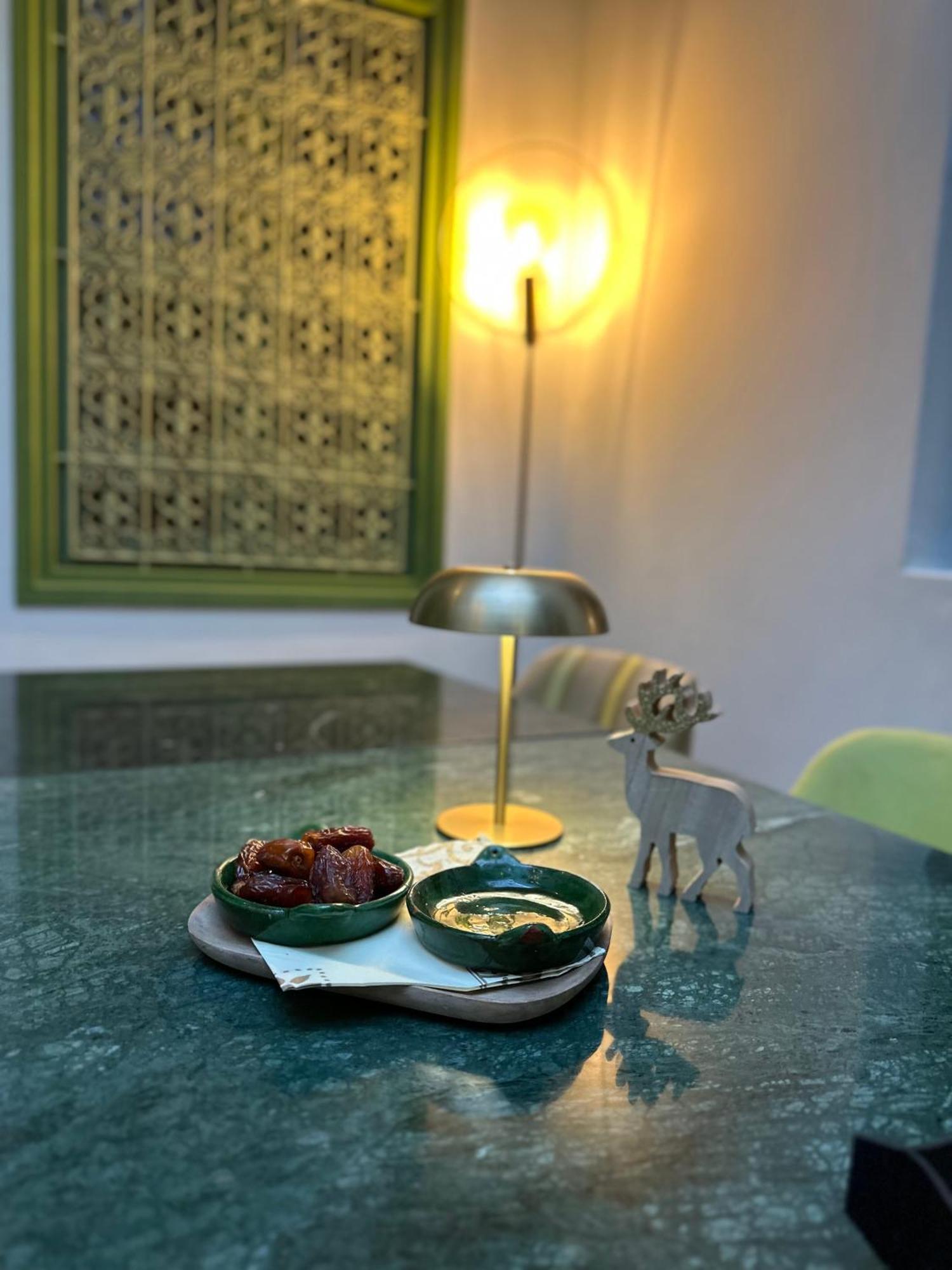 Riad Dar Adal Exclusivite 2 A 6 Personnes Petit Dejeuner Compris Place Jemaa El Fna Marrakesh Exterior foto